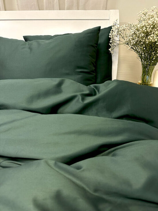 DARK GREEN